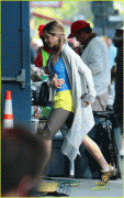 432d2d35542044.gif