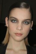 a90a7b37406792.gif