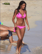 Fotos de Michelle Keegan en Bikini