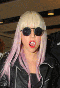 a8565b46205415 Fotos: Lady Gaga mostrando la cola en el aeropuerto