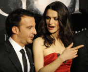 4dfb1851538695.gif